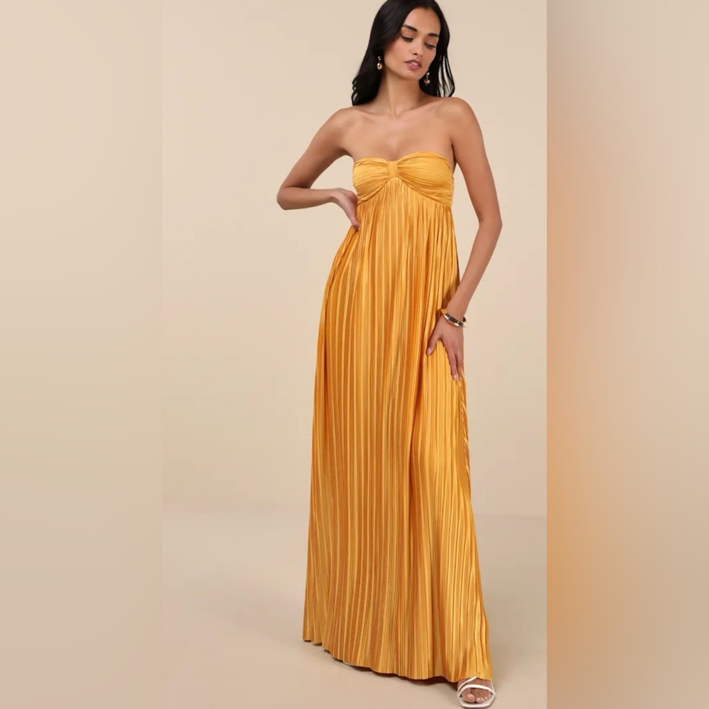 Lulu's Strapless Pleated Dress in Metallic Gold